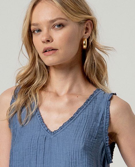 Top tirantes escote pico Azul Acero SURKANA - Imagen 3