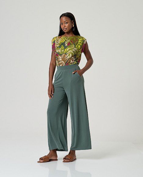 Pantalon ancho Verde Botella SURKANA